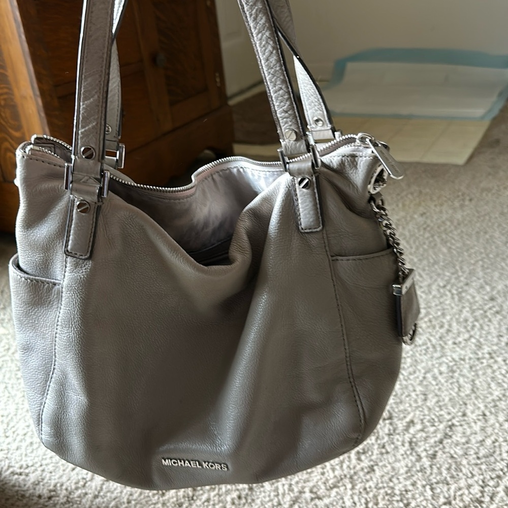 Michael Kors Grey Leather Shoulder Bag